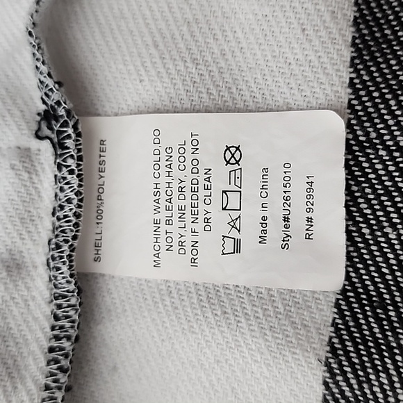 Weekend Suzanne Betro Women's Flannel Black White Plaid Oversized Shirt Sz M - Picture 6 of 9